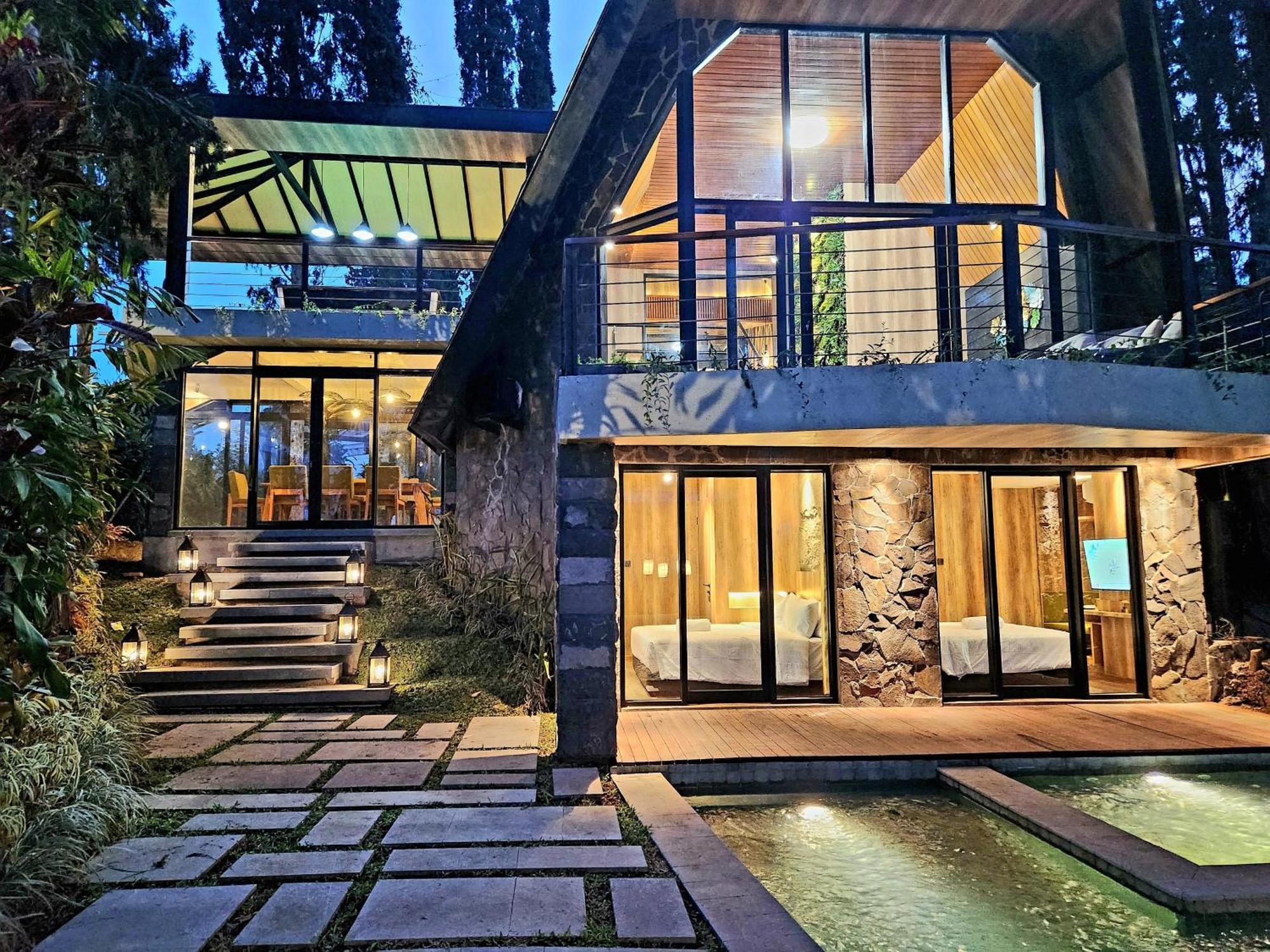 Villa 4-Br Klub Bunga No 4 Batu Malang Extérieur photo